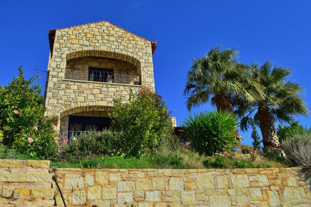 Elouthia Residence With Sea View And Hot Tub Tsoútsouros Екстериор снимка